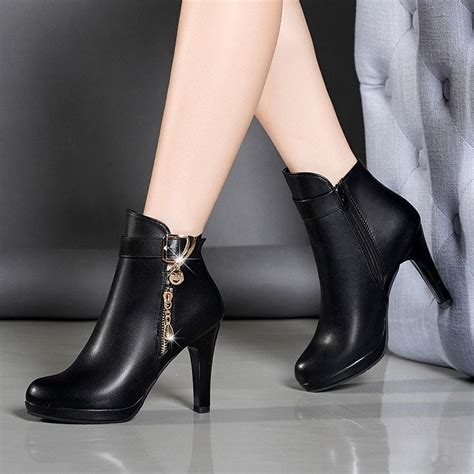 Women's Boots: Booties & Heeled Boots .